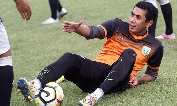 Benturan saat Bermain, Kiper Persela Choirul Huda Meninggal