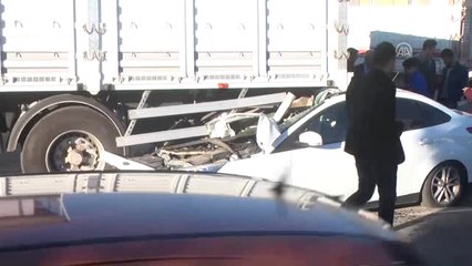 Elazığ'da Trafik Kazası: 2 Yaralı