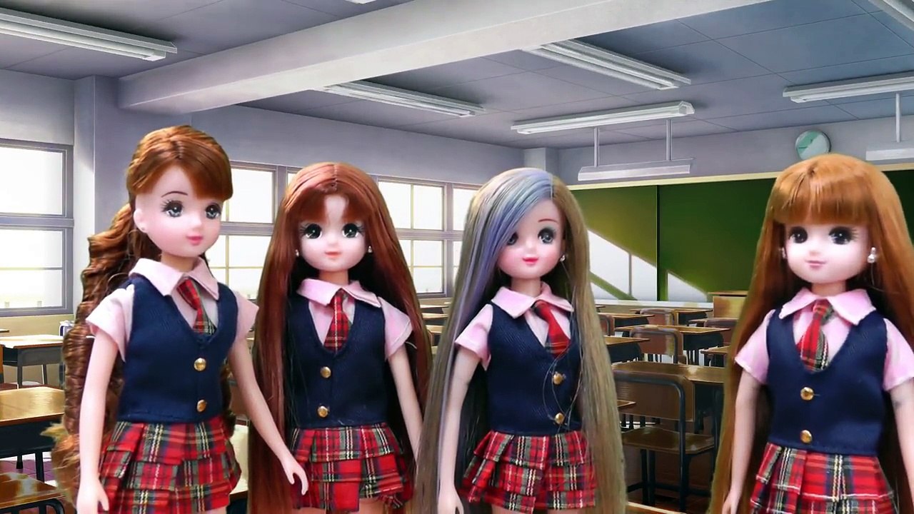 リカちゃん人形 アニメ☆トイレに入りたいけど入れな～い！！☆おもちゃ ハウス おもしろ