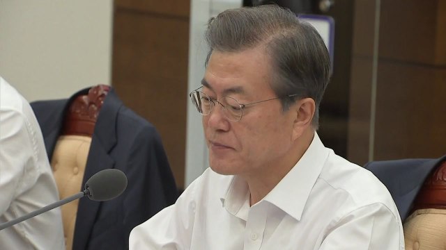 문재인 대통령 근로 시간 단축 사회적 대화 나설 때 / YTN