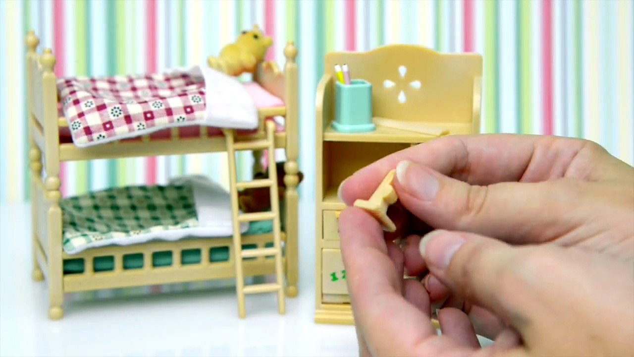 Sylvanian Families Calico Critters Childrens Bedroom Set Unboxing and Setup - Kids Toys