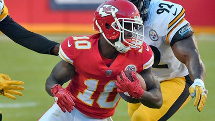 Tyreek Hill bulldozes Joe Haden on first-down catch-and-run