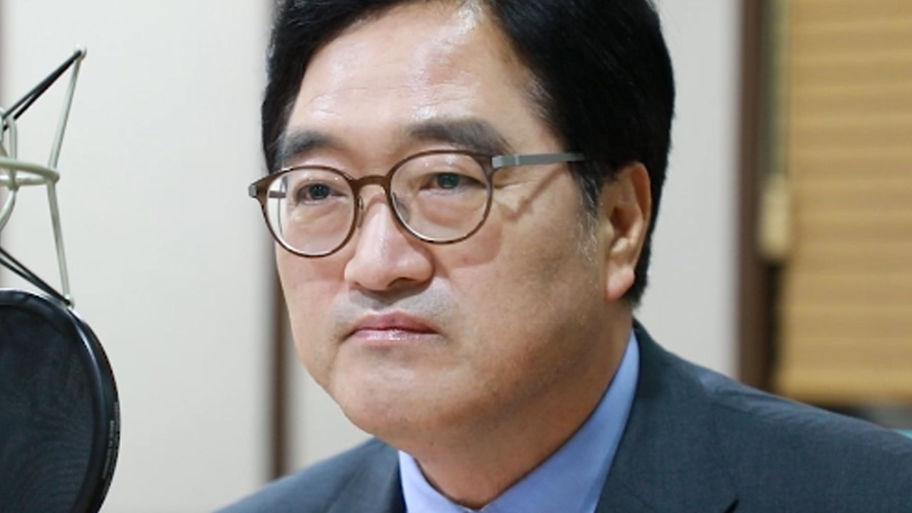 [시사 안드로메다] 우원식 "국민 여론 반반, 탈원전 안전의 가치로 접근해야" / YTN