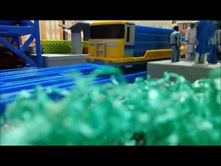 【トミカ】ちょっと変なカーチェイス１７【逃げる怪物】