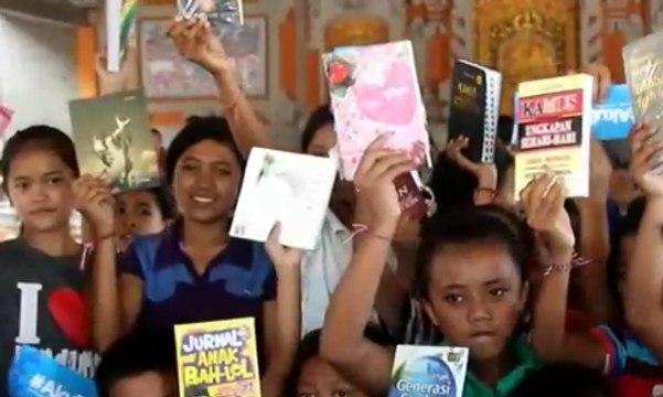 Perpustakaan Keliling untuk Pengungsi Gunung Agung
