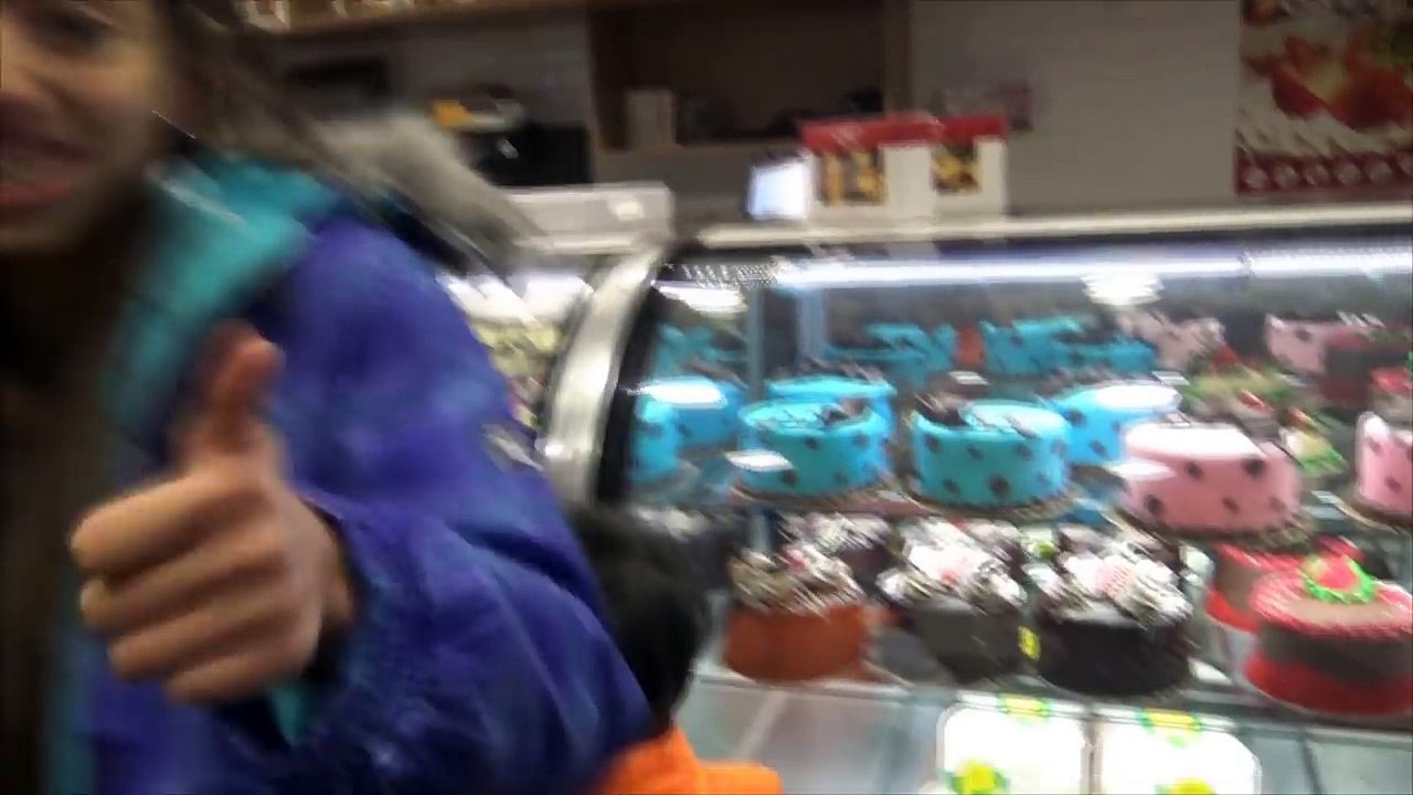 NICKELODEON SLIME CHALLENGE! plus Cake Boss Carlos Bakery Cake Fory BTS Tour | KCA 2016