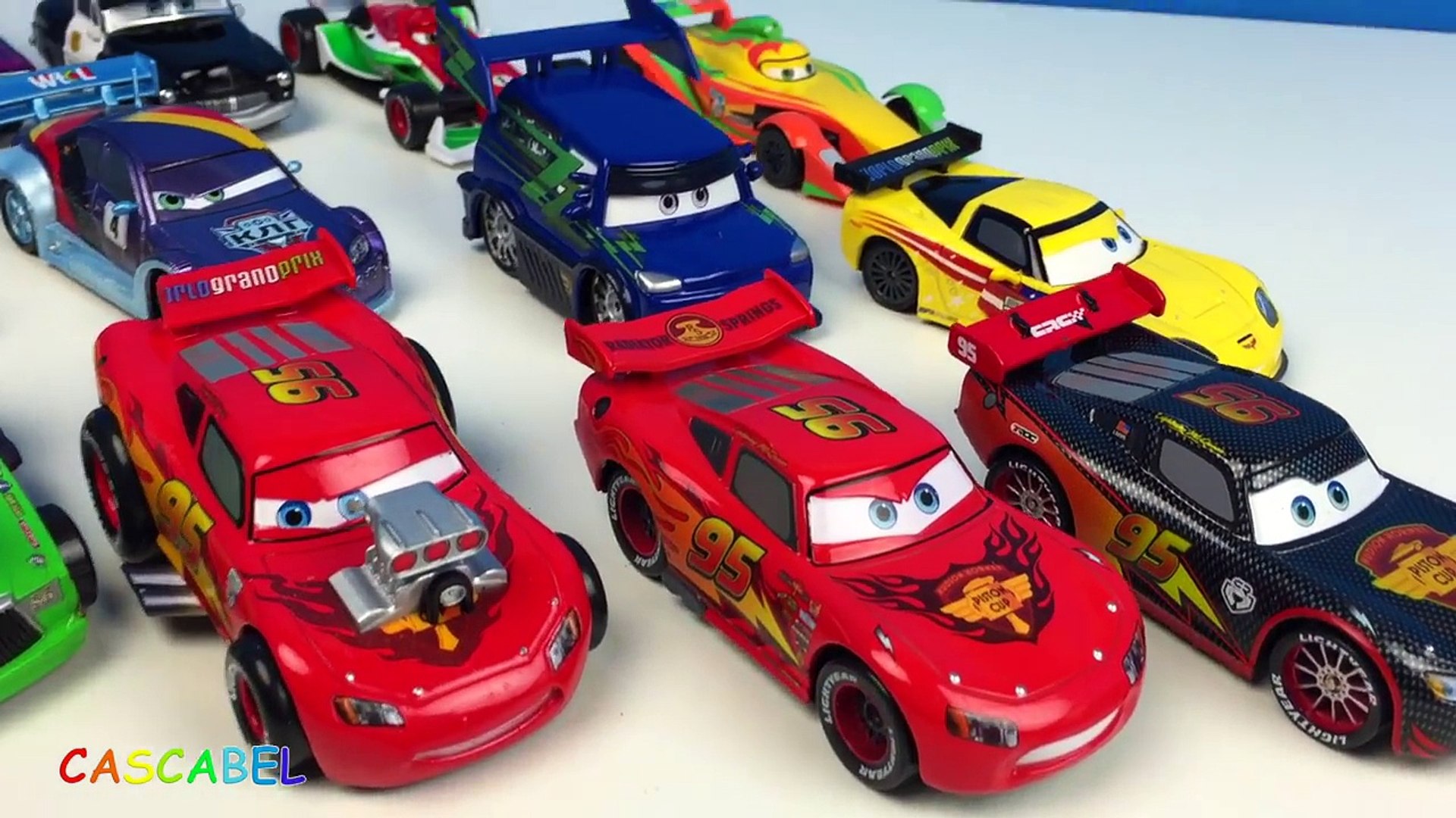 trailer rayo mcqueen juguete