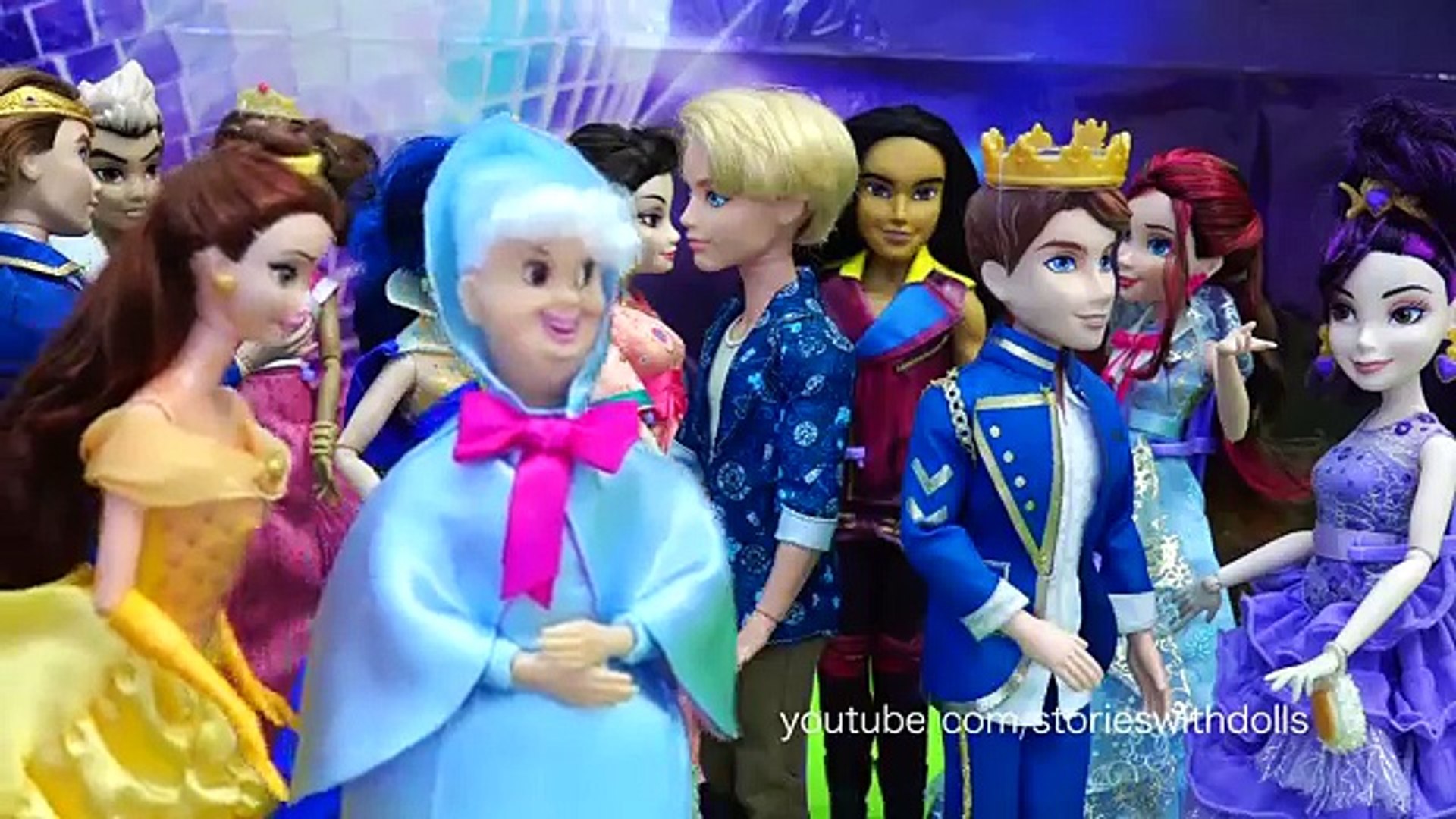 JUSTIN BIEBER Crashes DESCENDANTS Bens Coronation - Doll and Instruments  Set Unboxing and Demo – Видео Dailymotion