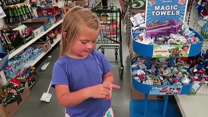 HUGE SUMMER SURPRISE! | PRESENT OPENING!