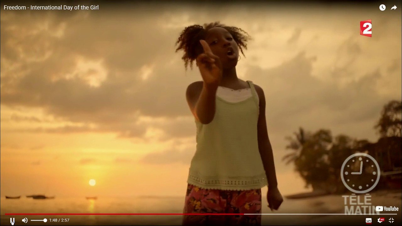Un clip pour les droits des petites filles et adolescentes du monde entier