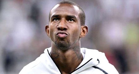 Beşiktaşlı Futbolcular, Talisca'yı Hedef Aldı: Hep Kendine Oynuyor
