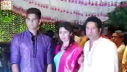 Celebrity Fathers Make Public Appearance With Their Sons   Rare Video   Six Sigma Films