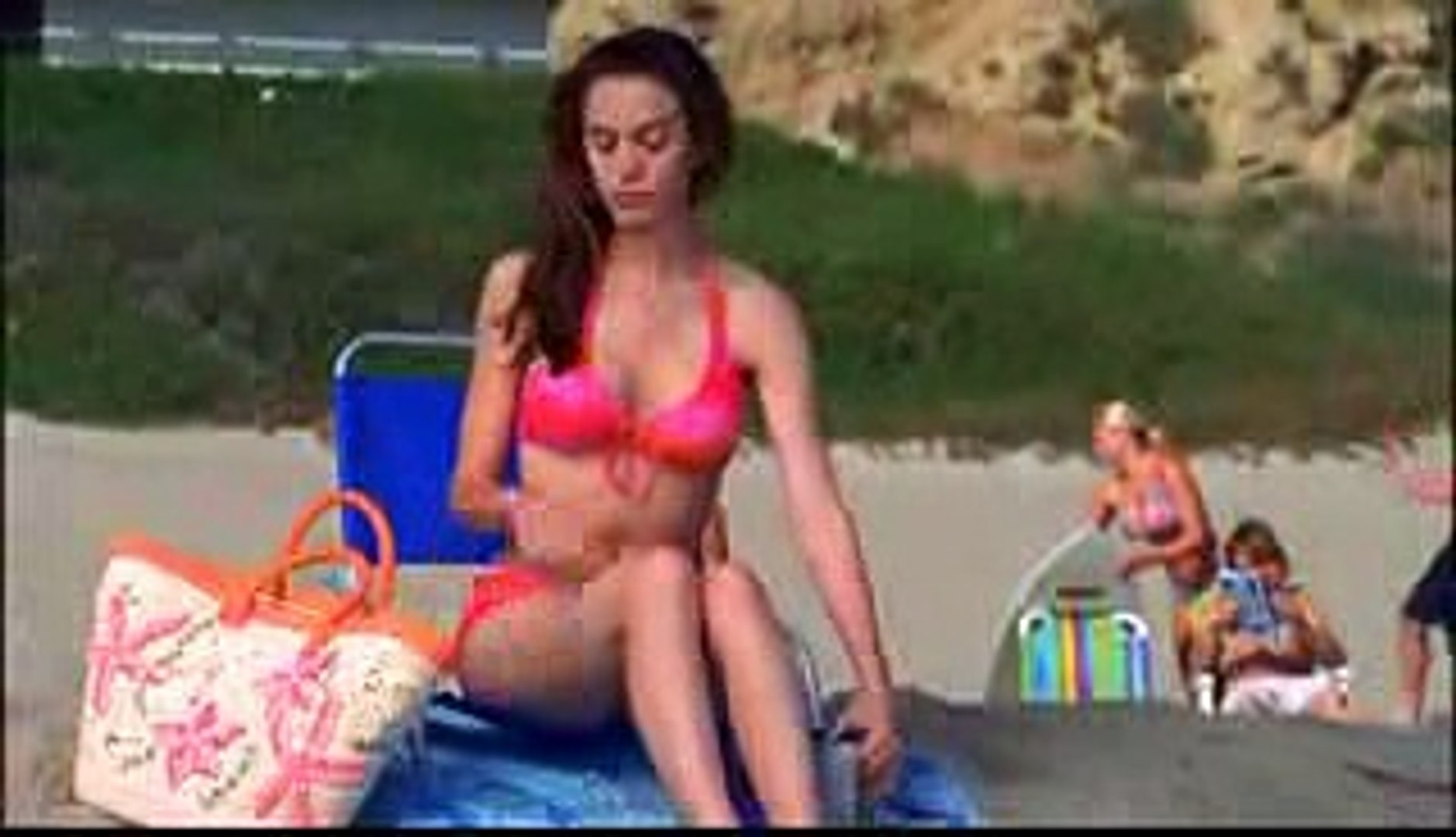 girl loses bikini top pic from sex video