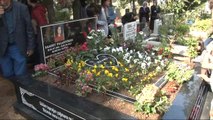 Helin Palantöken'in Mezarı Başında Duygu Seli