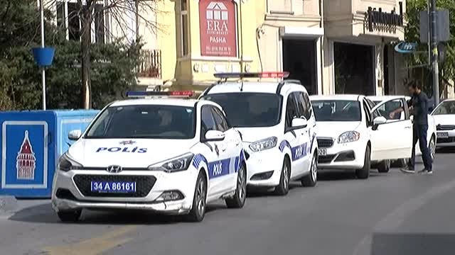 Motorlu Döviz Bürosu Kuryesini Durdurup 110 Bin Dolar Gasp Ettiler