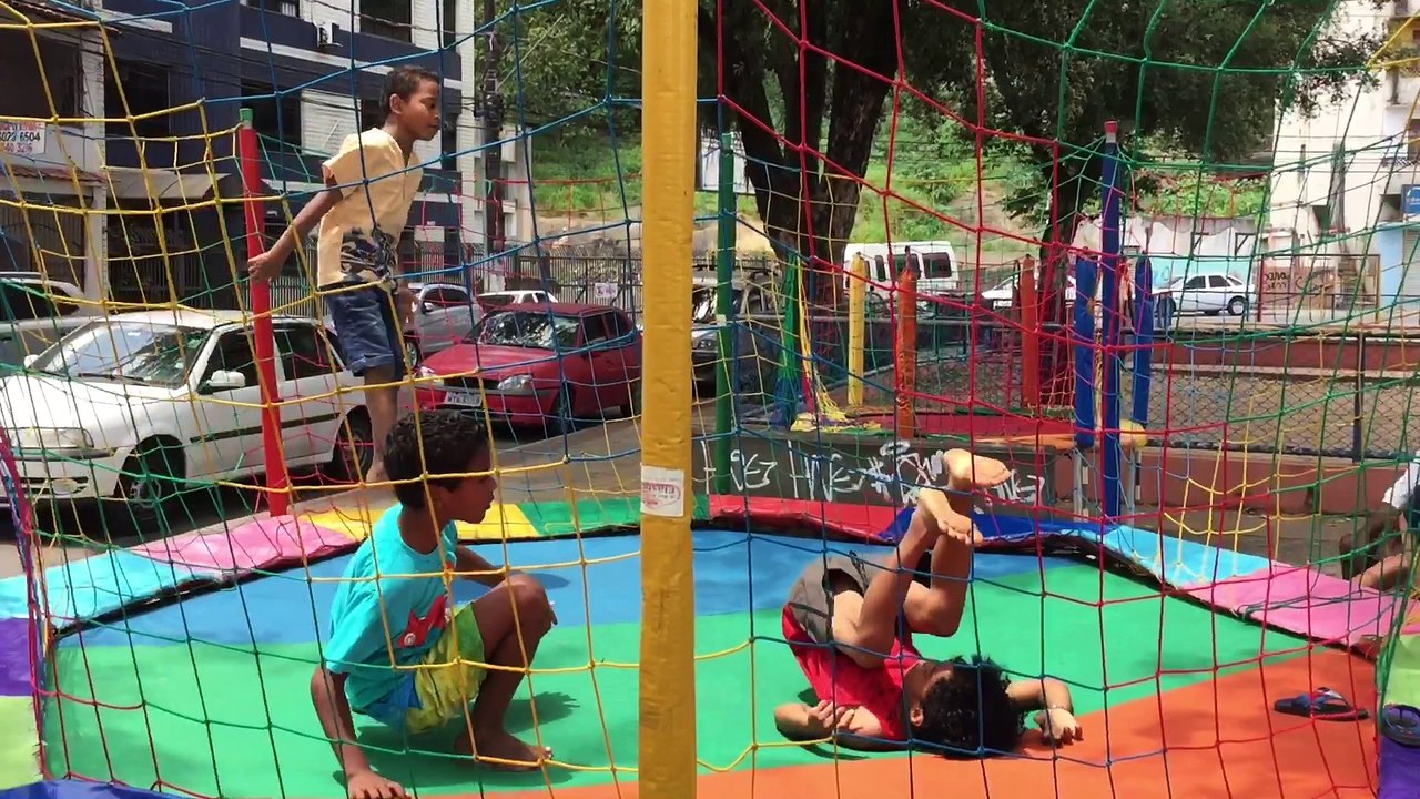 Com doações, capixaba consegue dar presente a 350 crianças de Vitória