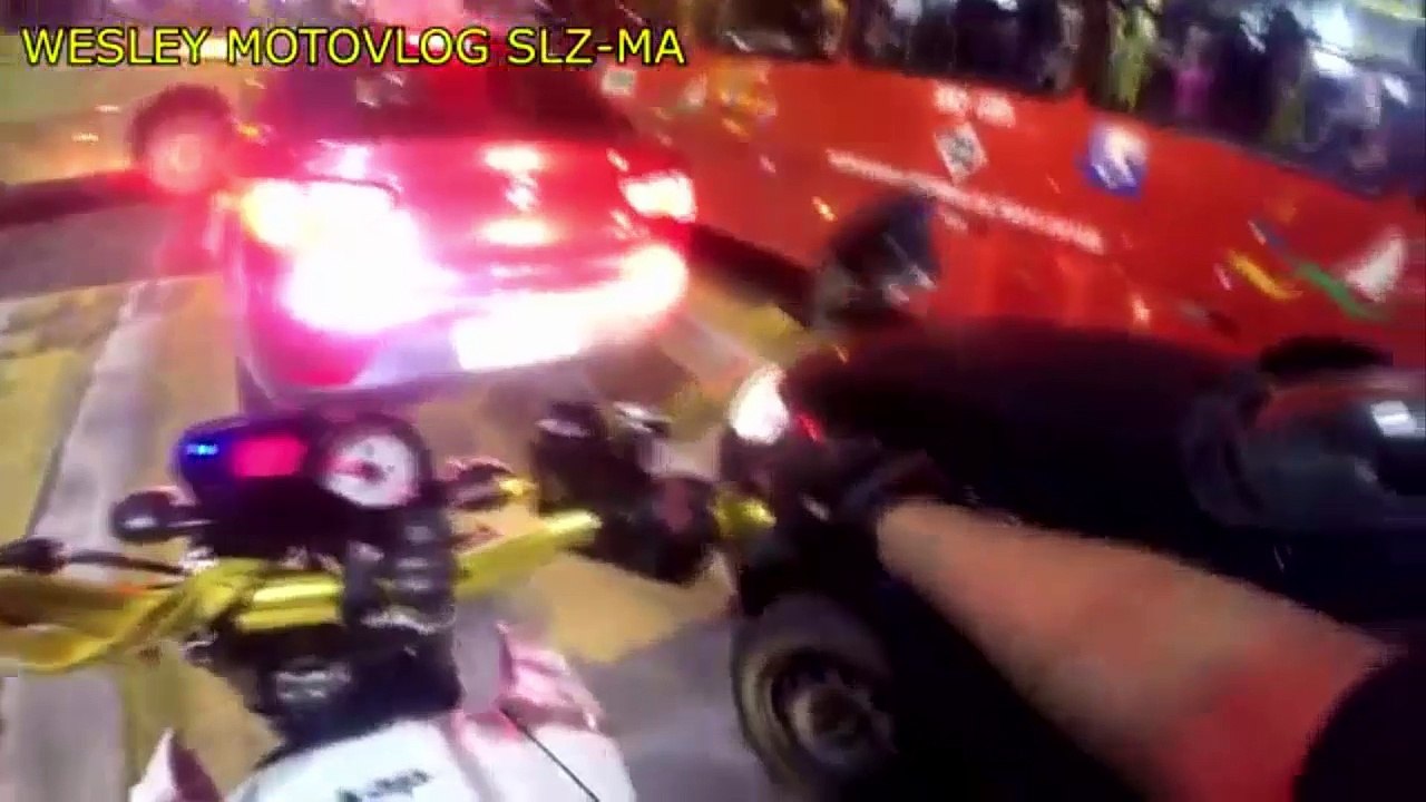 Só discussão no trânsito Por um Triz ‹ lorimotovlog ›