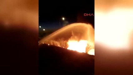 Şanlıurfa Birecik'te Devrilen Asfalt Yüklü Tır Yandı