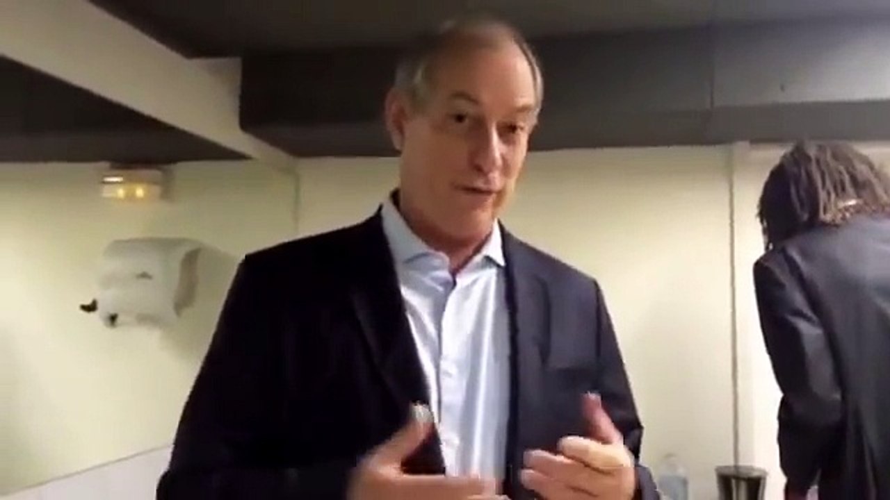 Ciro Gomes - tentativa de golpe na Turquia