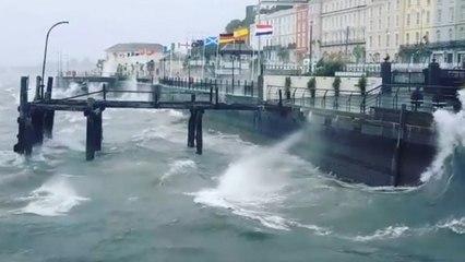 Hurricane Ophelia pounds Ireland