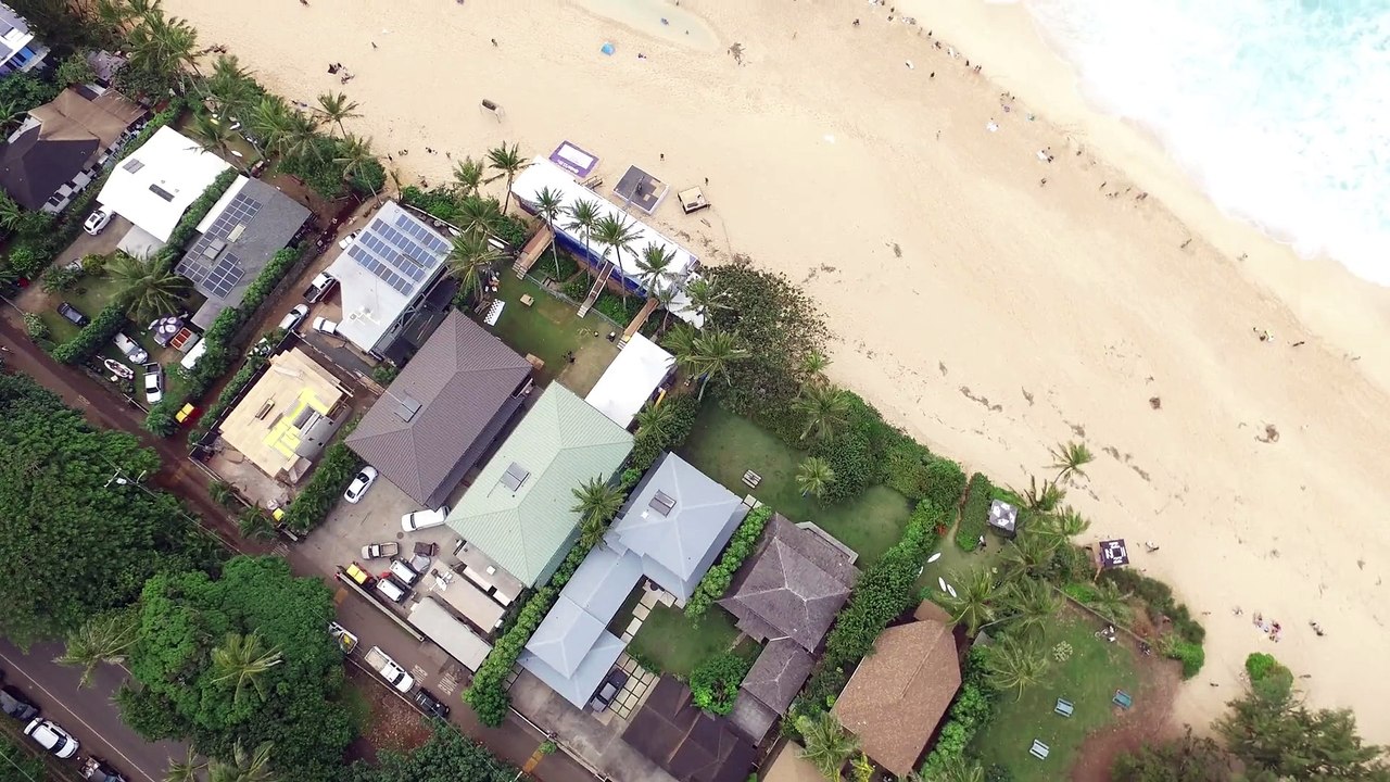 Surfing Pipeline and Backdoor Looks Dreamy from the Sky - The Inertia