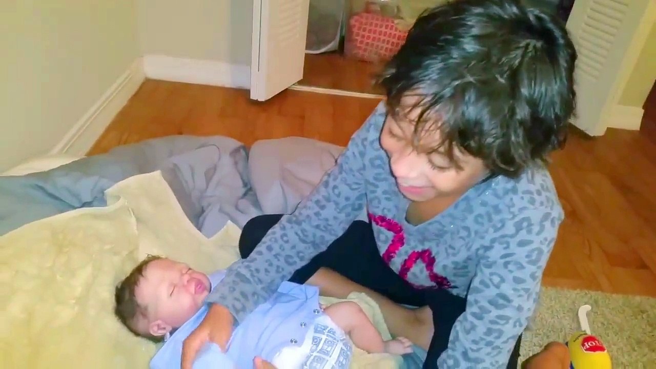 Taking a Bath with My Silicone Baby, Sebastian