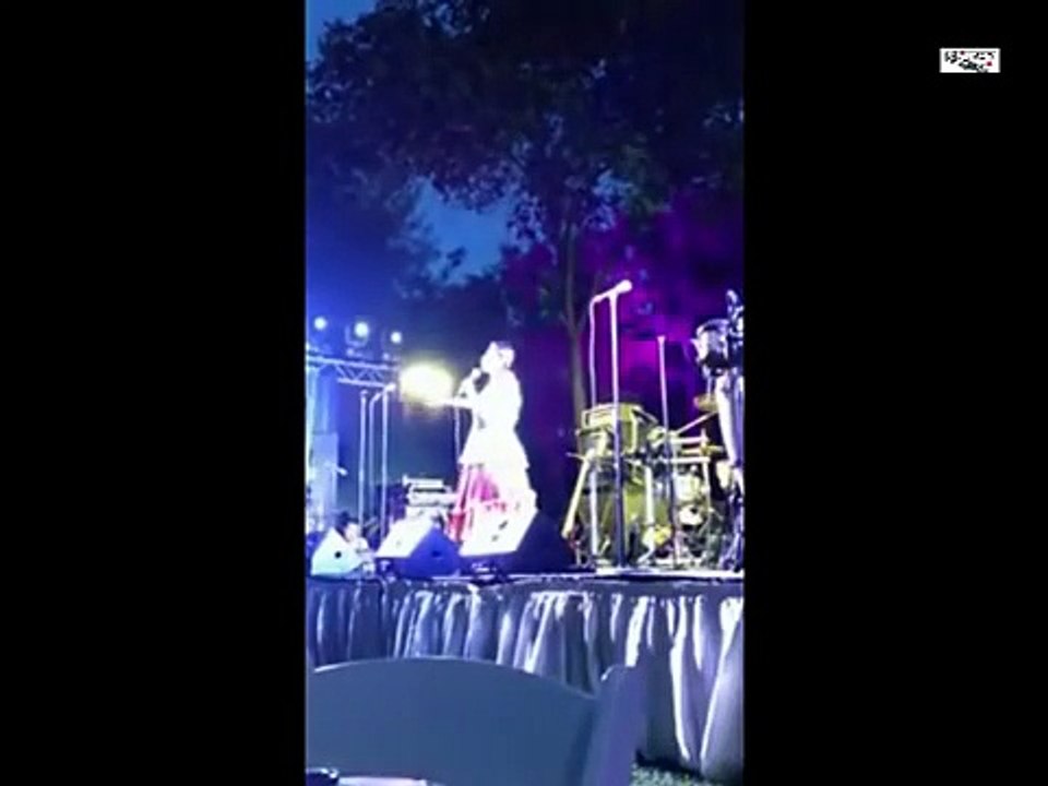 LA INDIA YURIDIA La madre la maestra y el niño
