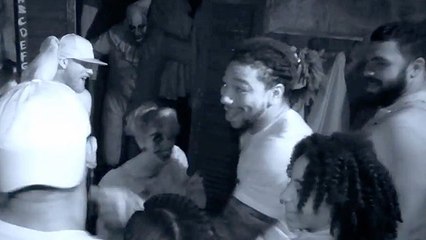 Pittsburgh Steelers Teammates Trudge Through Haunted House