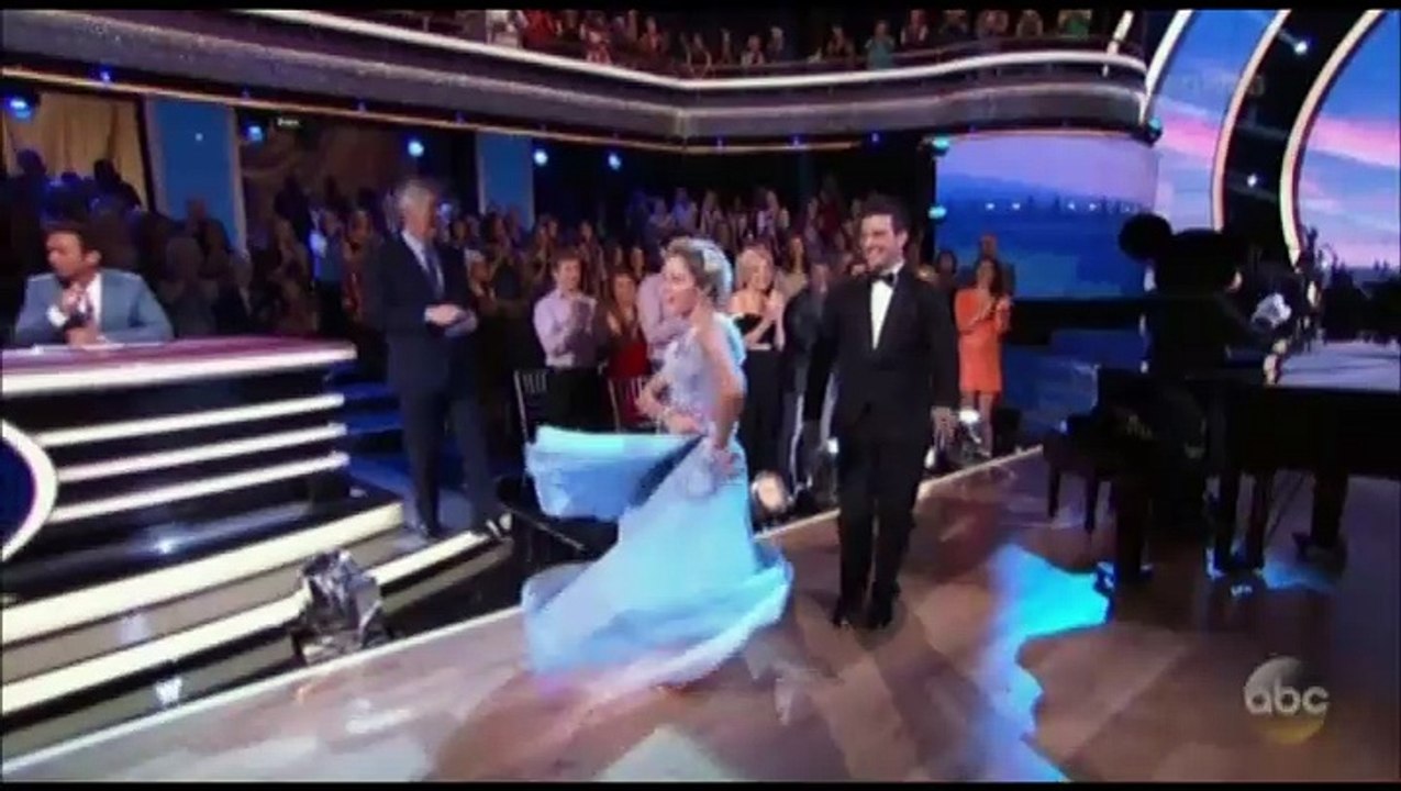 Lindsey Stirling & Mark Ballas - Foxtrot