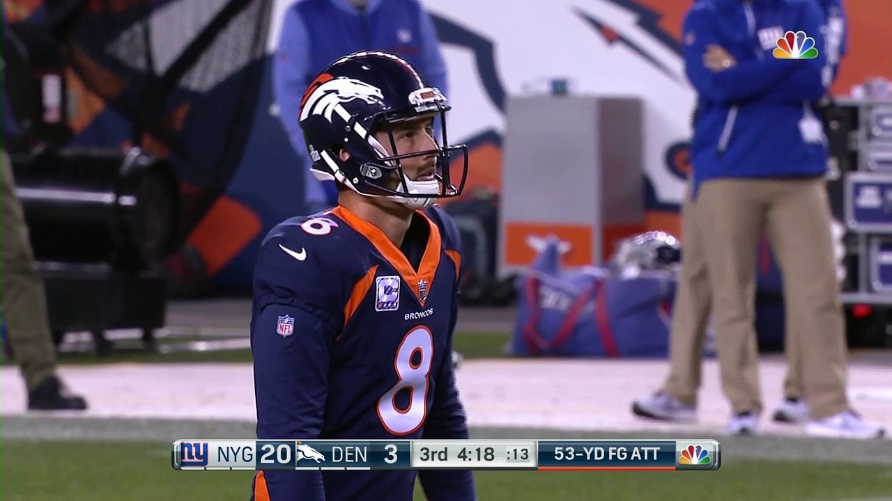 Kerry Wynn blocks Brandon McManus' field goal