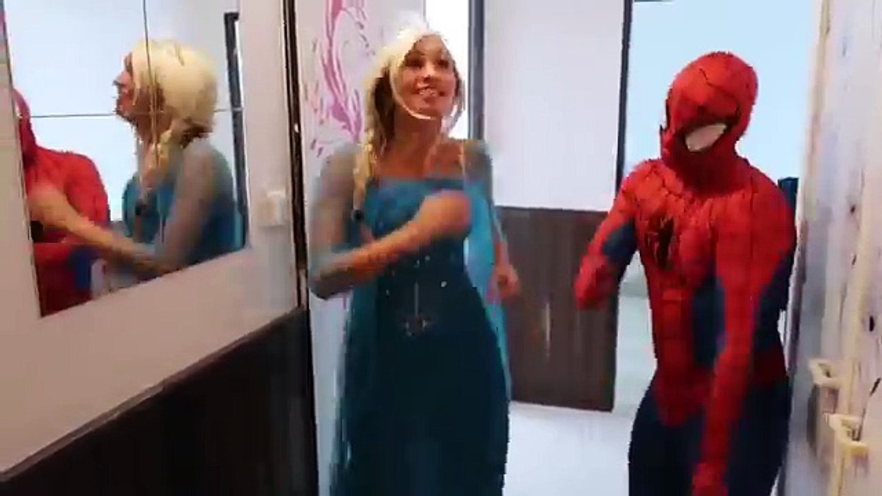 Angry Baby vs Princess Rapunzel HAIR STUCK! w/ Maleficent Car Pink Spidergirl Elsa! Superhero Fun