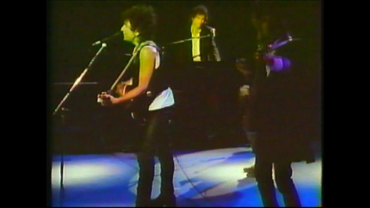 BOB DYLAN & TOM PETTY with THE HEARTBREAKERS - LIVE 1986 - "Just Like A Woman"