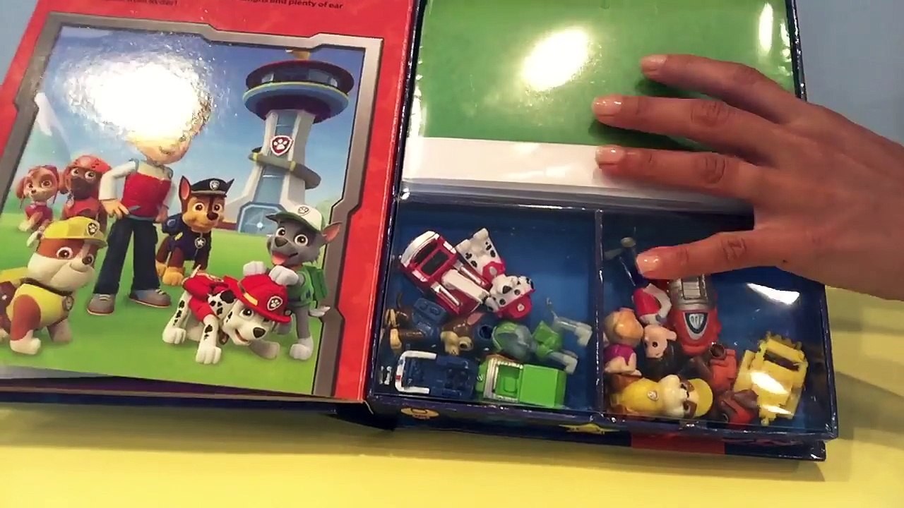 Novela Patrulha Canina 8 - Livro com miniaturas e cenário