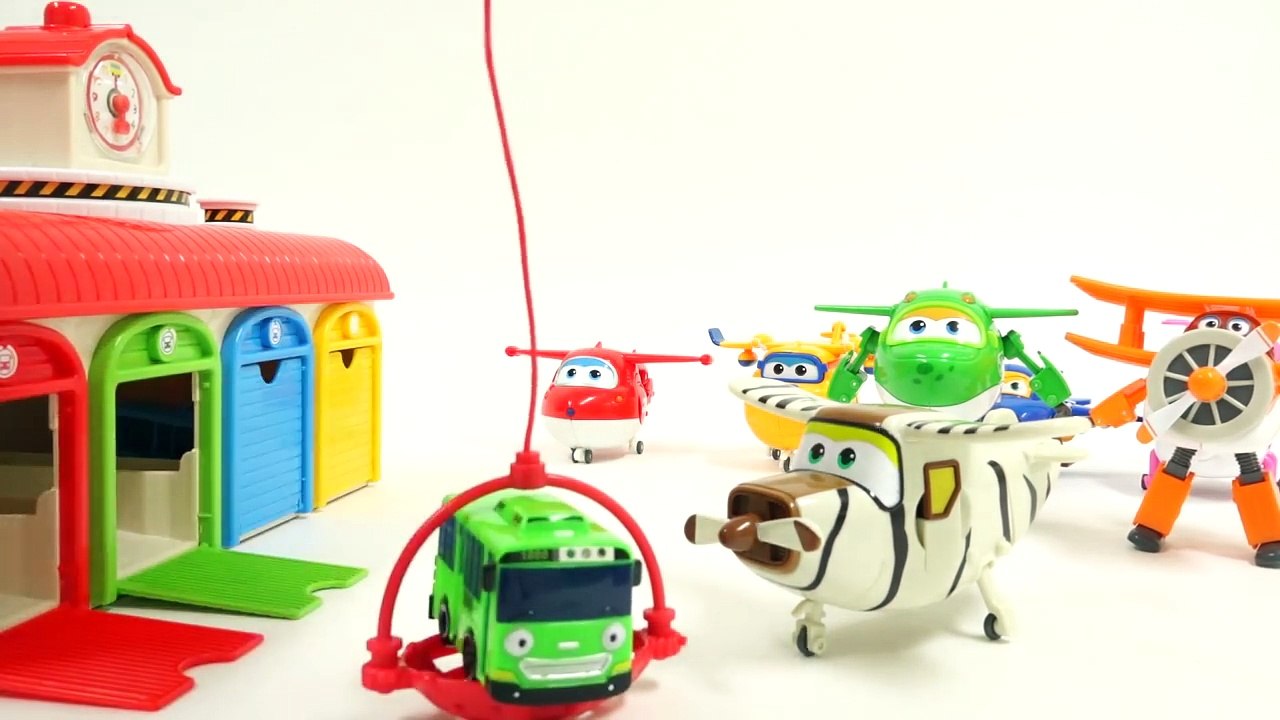 Super Wings Give Tayo a Ride Paul Bello Mira Grand Albert 출동 슈퍼윙스 타요를 태우고 날아보자 봉반장 주주 미나 다알지 할아버지