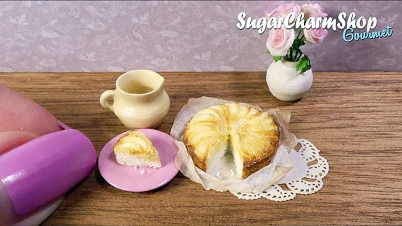 How To Mini Apple Cake Tutorial // DIY Miniature Food