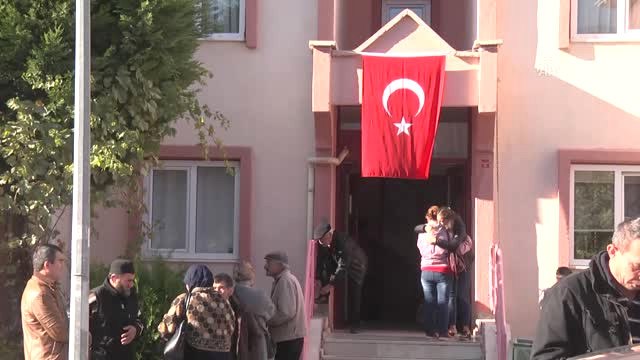 Şehit Piyade Uzman Çavuş Arıkan'ın Acı Haberi Baba Evine Ulaştı