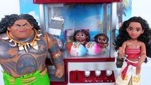 MOANA VS MAUI NA MAQUINA DE GARRA!! DISNEY MOANA EM PORTUGUES