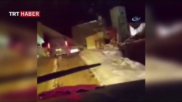 Yollar kar ve tipi nedeniyle ulaşıma kapandı