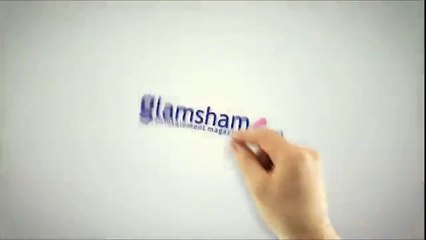 48.Tiger Shroff feeds Jacqueline Fernandez her birthday cake