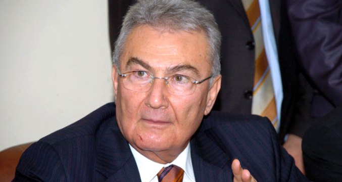 Ankara Üniversitesi Rektörü İbiş: (Baykal'ın Sağlık Durumu) Yoğun Bakımda Olduğuna Göre, Önemli...