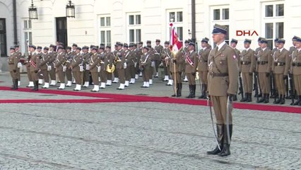 Cumhurbaşkanı Erdoğan, Polonya'da Resmi Törenle Karşılandı