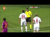 Sivasspor'un penaltı beklediği pozisyon - atv