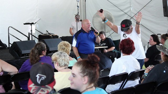 Danny McCorkle sings 'Elvis Medley' Elvis Week 2017