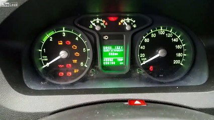 Un automobiliste russe installe le jeu Tetris sur son tableau de bord !