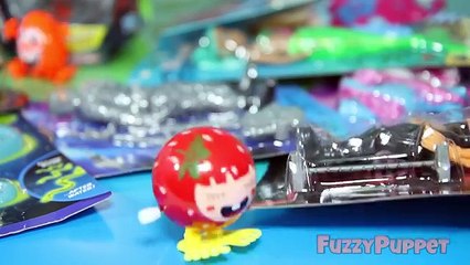 $1 Toys for Kids - Dollar Store Video Review & Budget Bargain Toys // Fuzzy Puppet