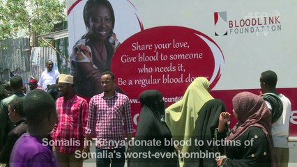 Somalis in Kenya give blood to help Mogadishu bomb victims