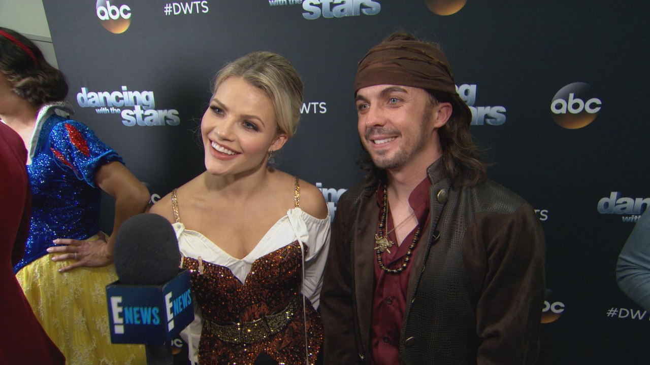 Frankie Muniz & Witney Carson Spill on Standing...