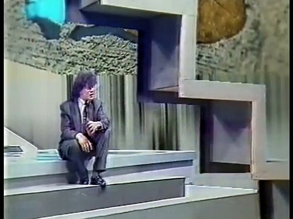 Enes Begović - Noćima nema kraja