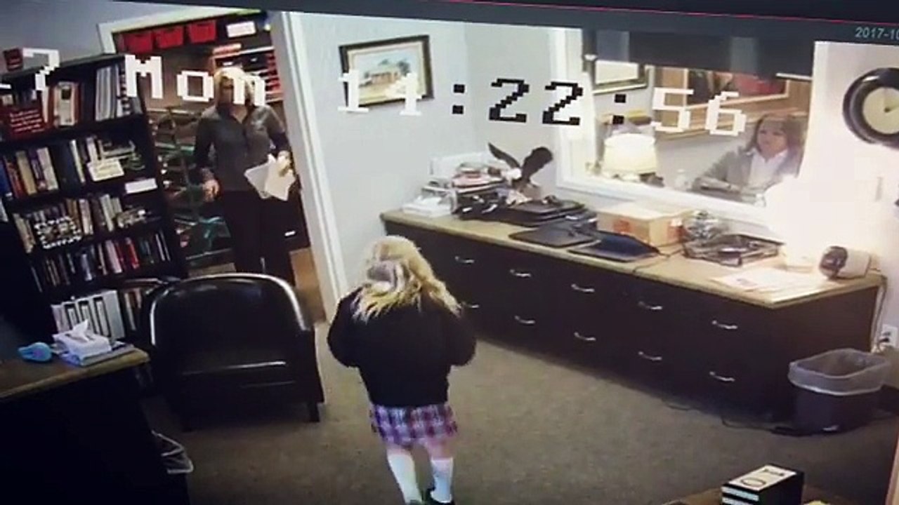 Une fille de 11 ans apprend qu'elle va être adoptée