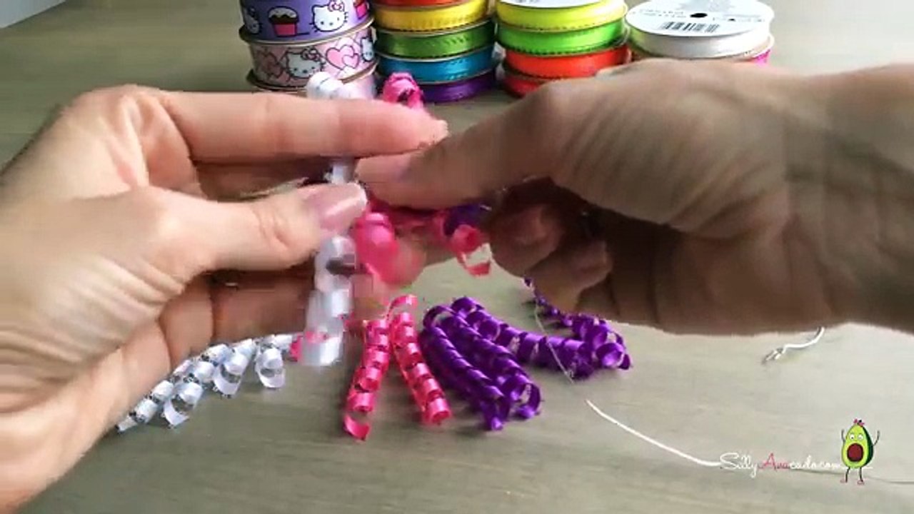 How to Make a Curly Ribbon Hair Bow! Easy DIY Girl Hair Bow Craft